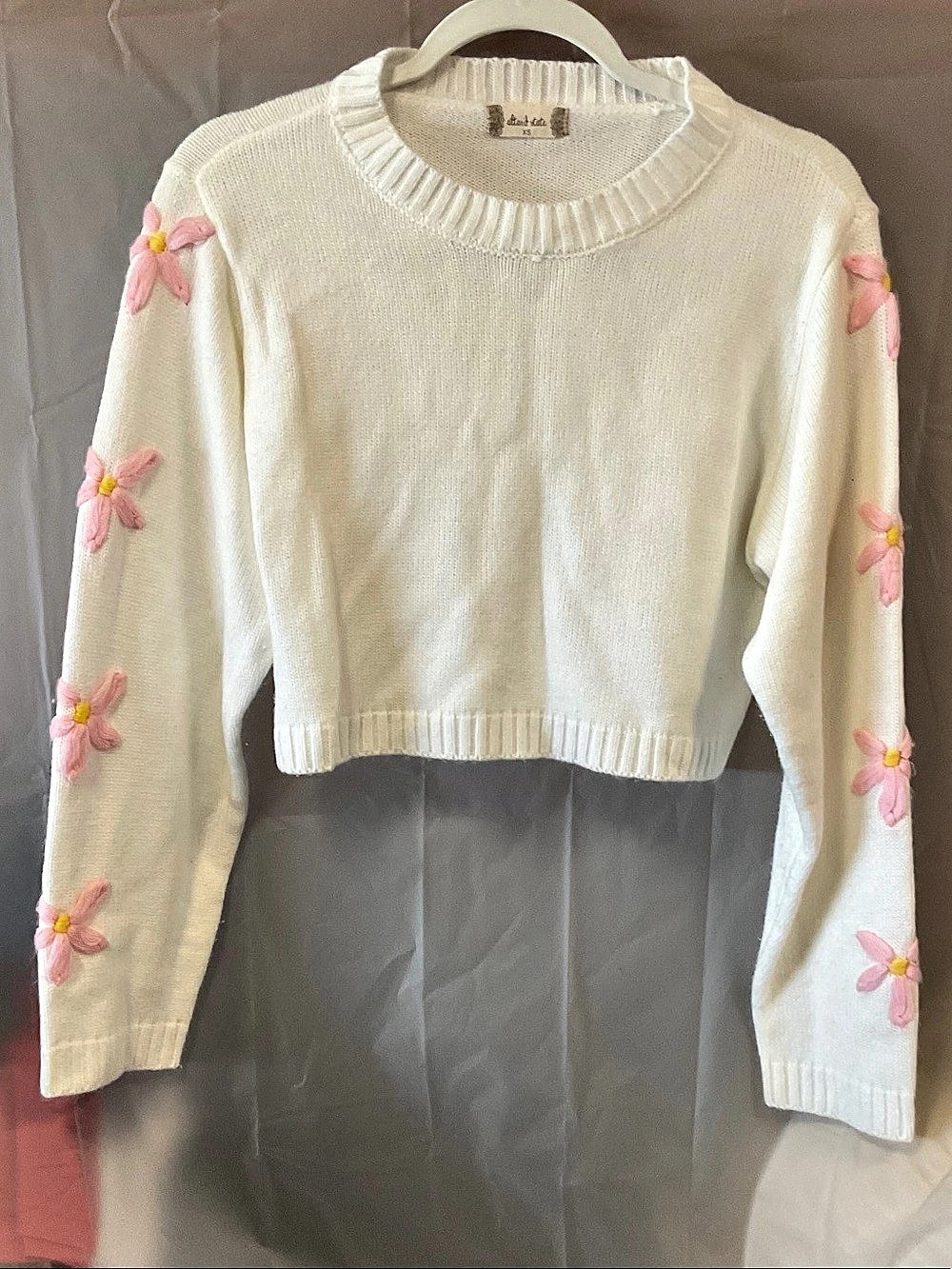 affaird state Floral Sleeve Sweater in Cream & Pink Size XS Like New